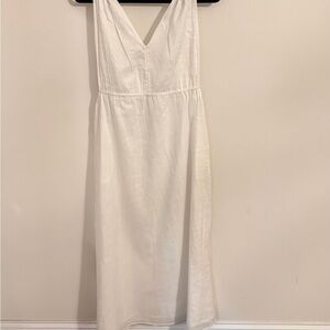 GAP White Sleeveless V-Neck Maxi Dress